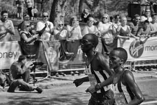 2025安博体育意大利双星破门,小组赛开门红,冲击晋级  第3张